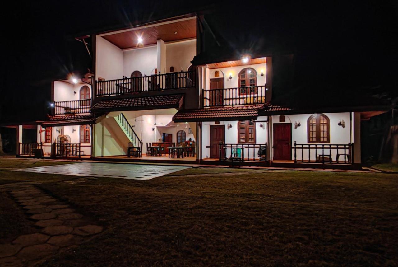 Nu-Vin Beach Hotel Ахангама Экстерьер фото