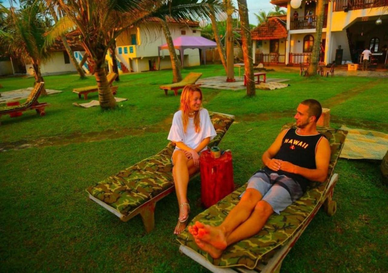 Nu-Vin Beach Hotel Ахангама Экстерьер фото